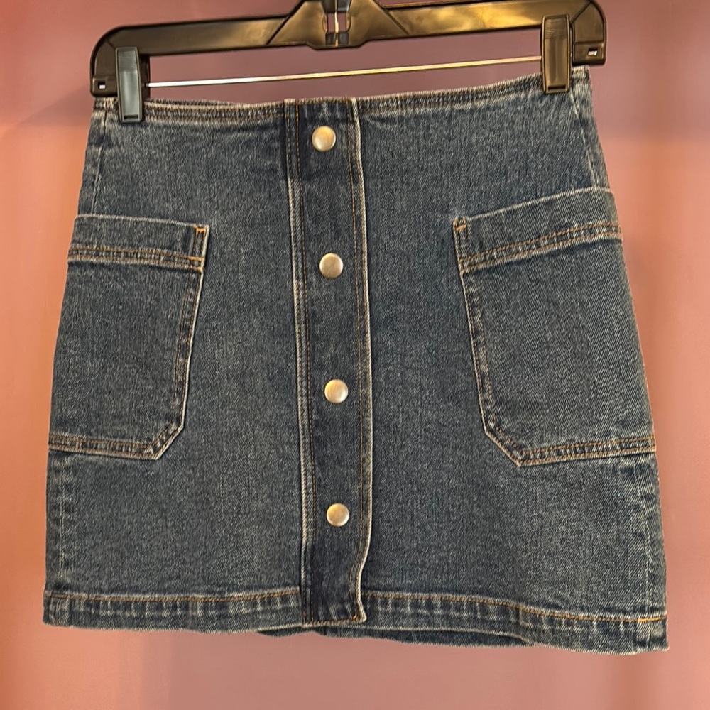 Tinseltown Denim Mini Skirt with Front Pockets
